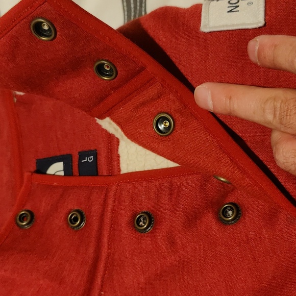 The North Face Gordon Lyons 1/4 Button Pullover - Picture 3 of 6